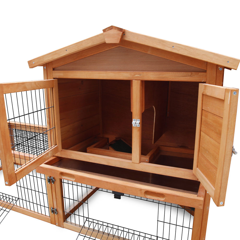 Spacious Two Storey Hutch with Run
