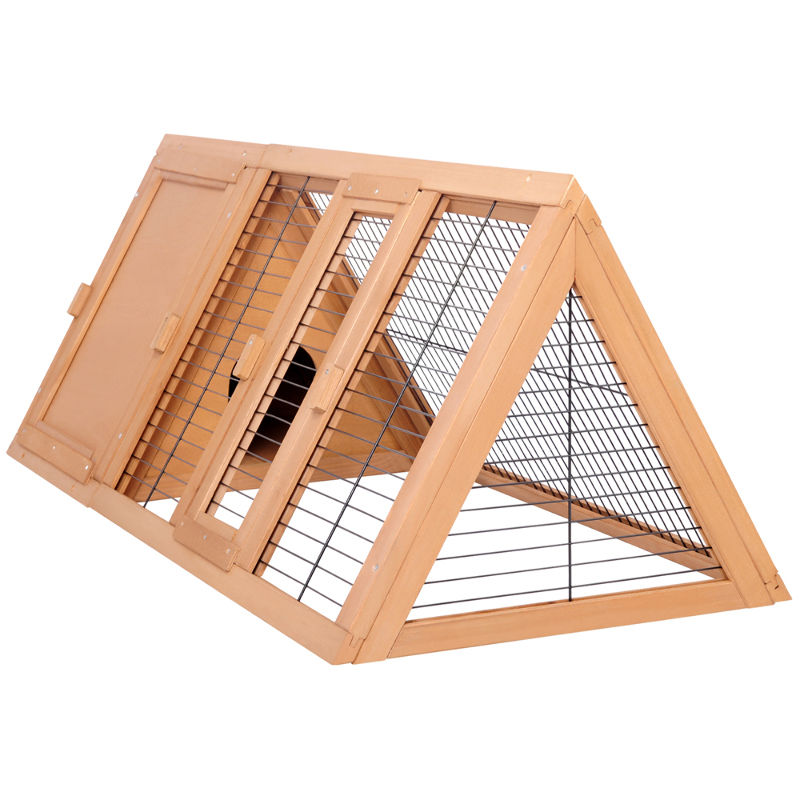 Large Triangular Hutch with Run