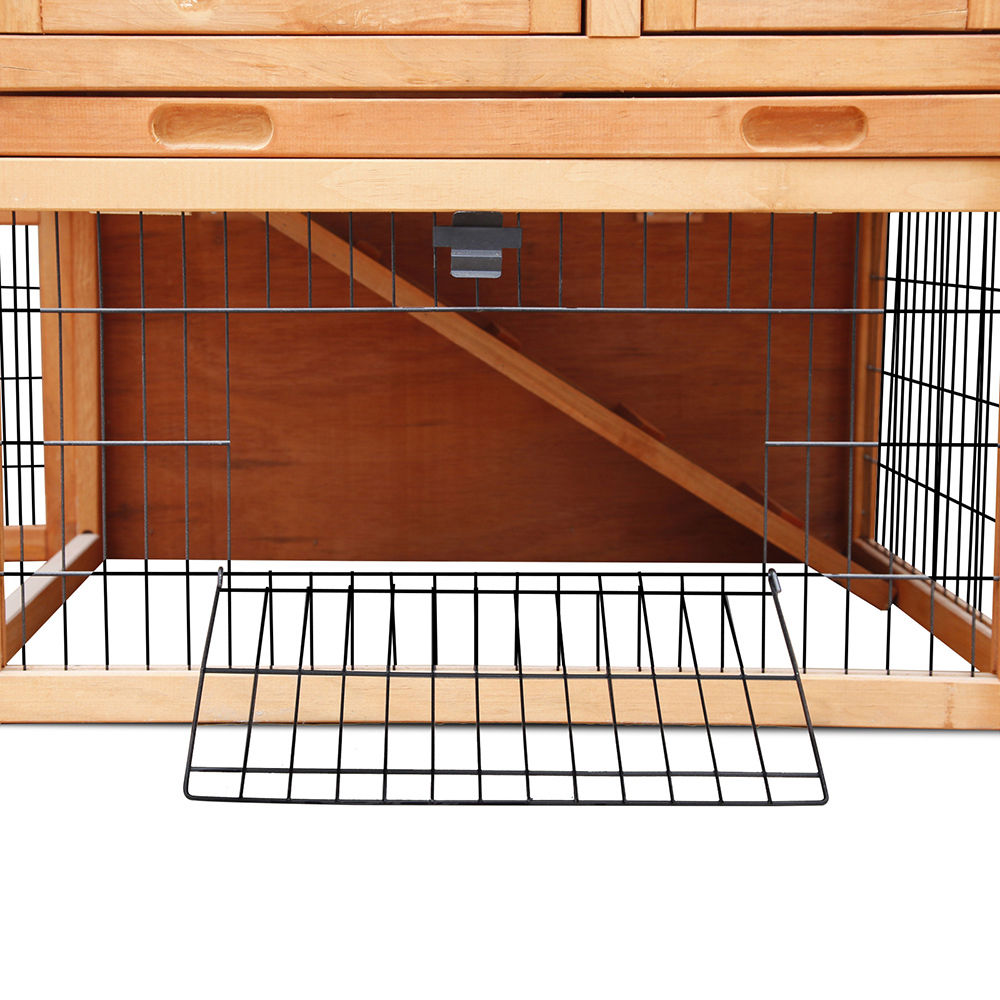 Spacious Two Storey Hutch with Run